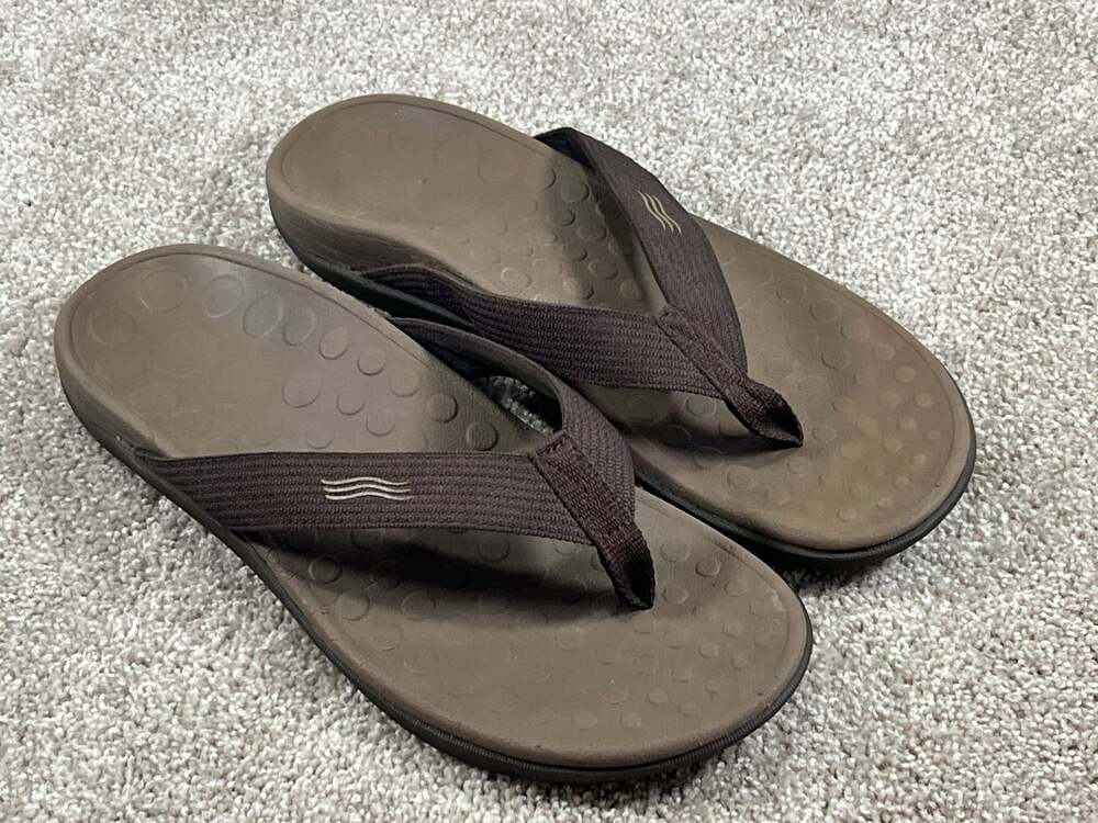 Vionic Wave Unisex Orthotic Toe Post Flip Flop Sandals in Chocolate
